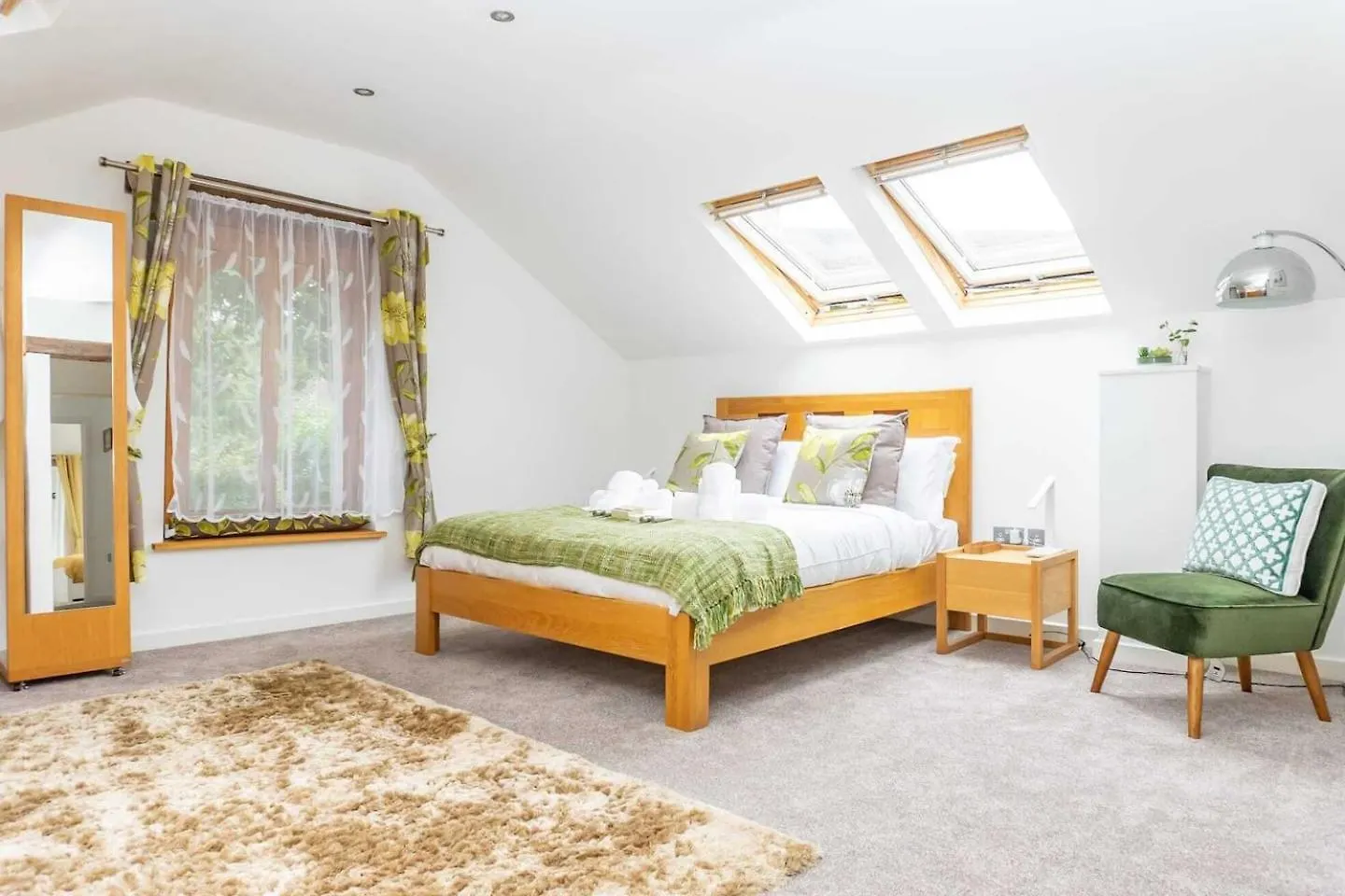 Luxury -Chelt Walking-2Bed-Long Stays-Parking Cheltenham United Kingdom